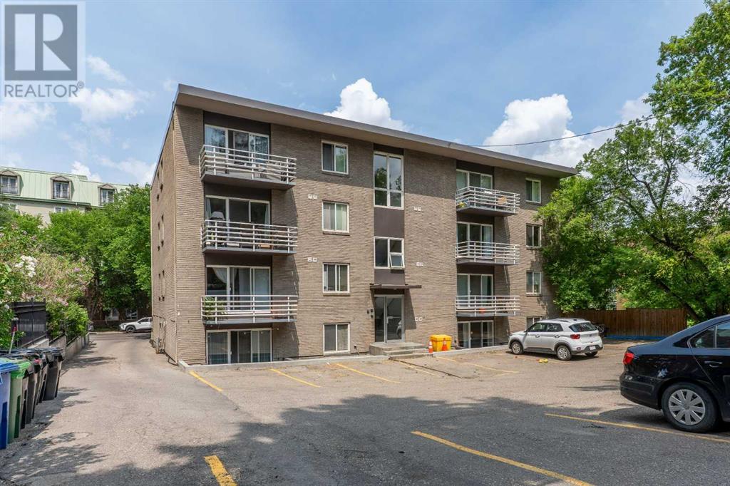 Single Family House for Sale in    Avenue SW Mission Calgary 