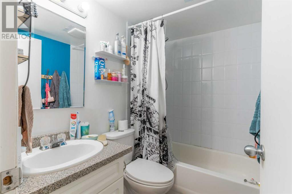 Single Family House for Sale in    Avenue SW Mission Calgary 