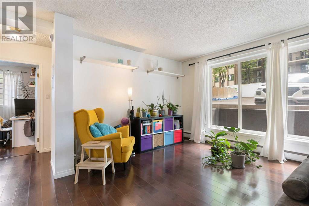 Single Family House for Sale in    Avenue SW Mission Calgary 