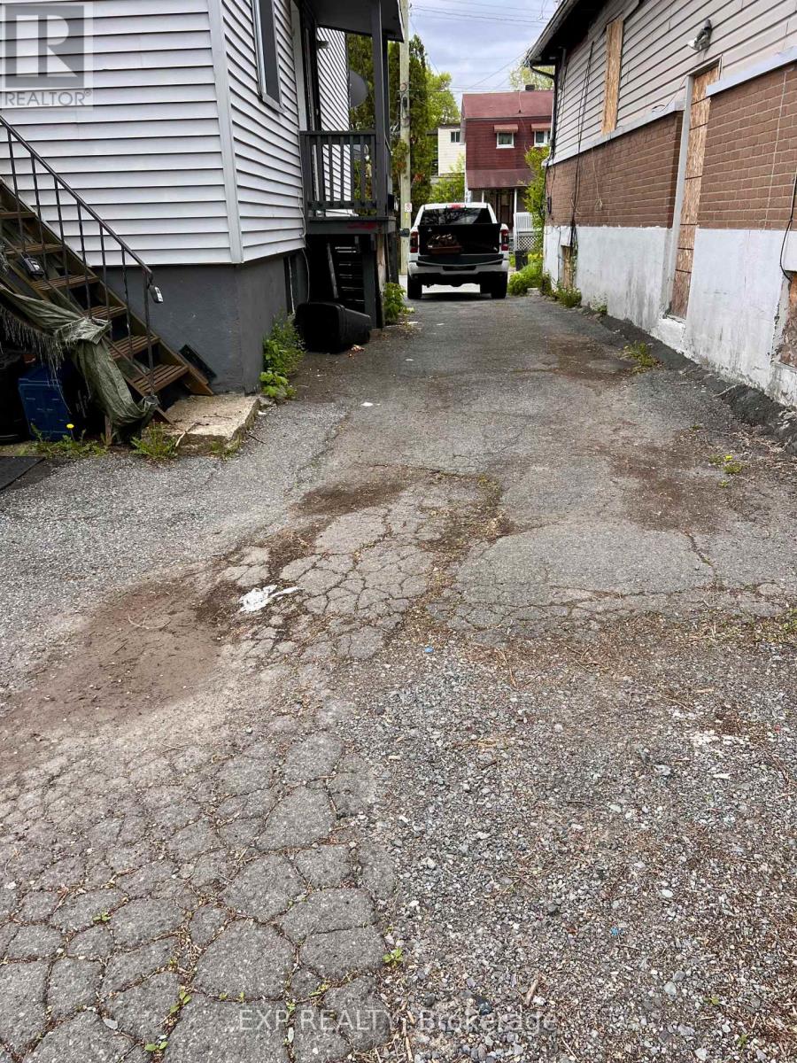 Photo 12 of 269 Ste Anne Street, Ottawa ON