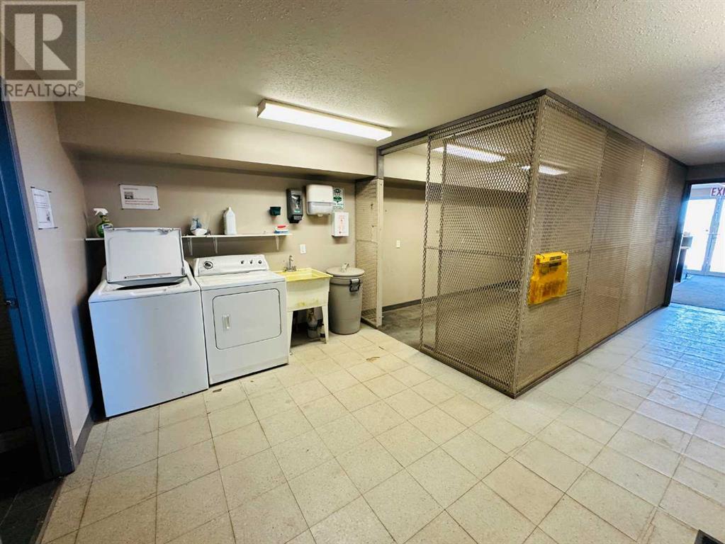 Photo 13 of 4212 40 Avenue, Valleyview AB