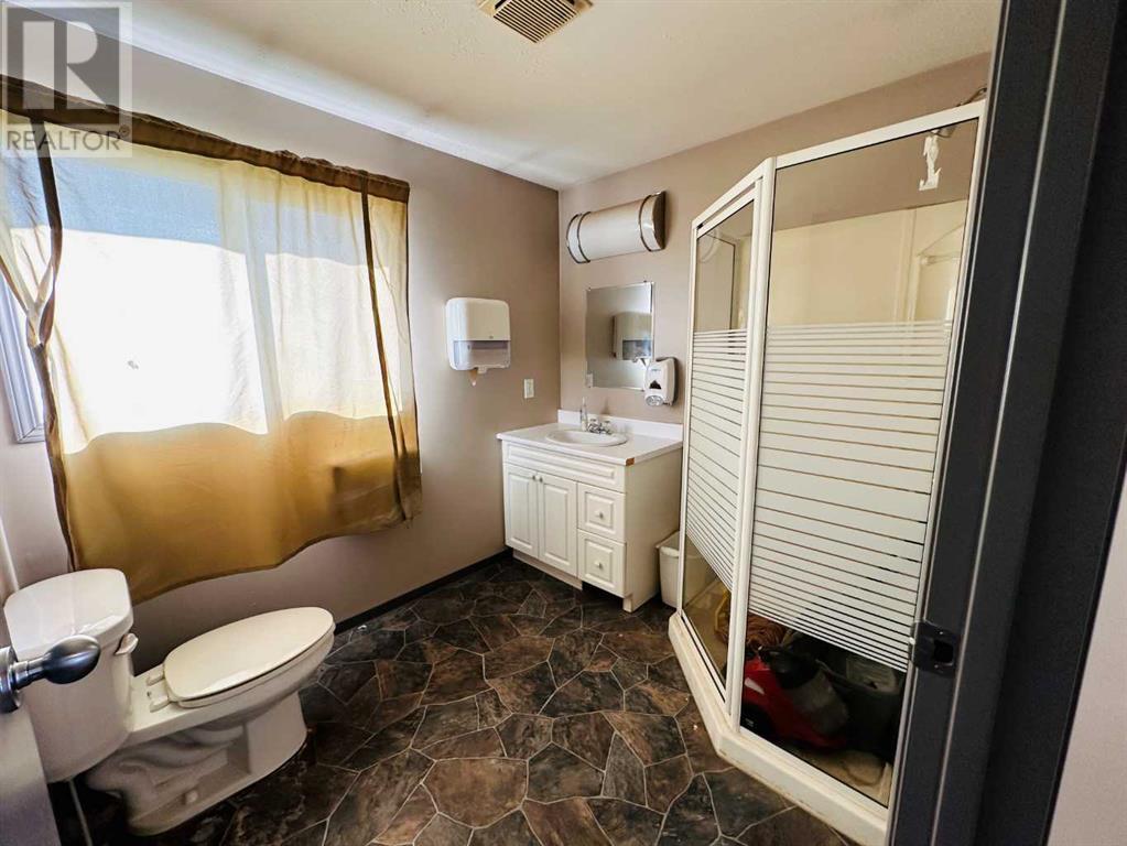 Photo 21 of 4212 40 Avenue, Valleyview AB