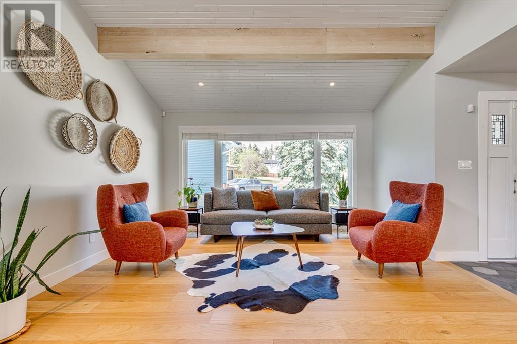 Single Family House for Sale in  Strathcona Bay SW Strathcona Park Calgary 