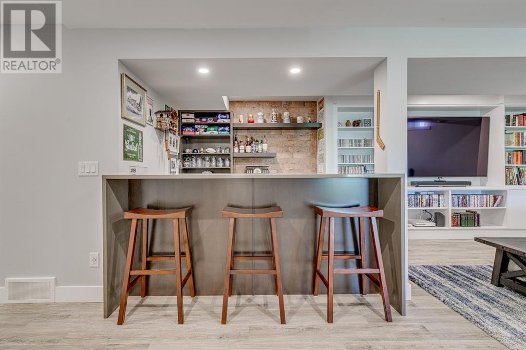 Single Family House for Sale in  Strathcona Bay SW Strathcona Park Calgary 