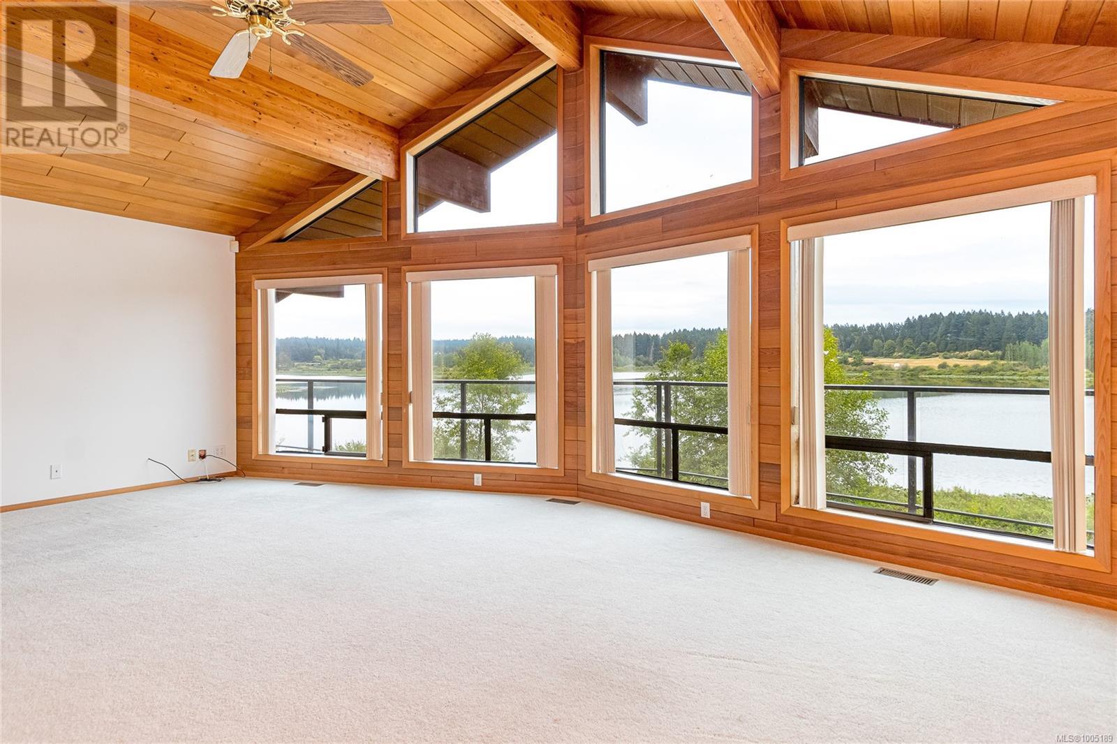 Photo 20 of 13289 Prospect Dr, Ladysmith BC