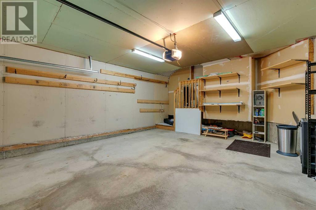 Single Family House for Sale in  Tuscany Way NW Tuscany Calgary 