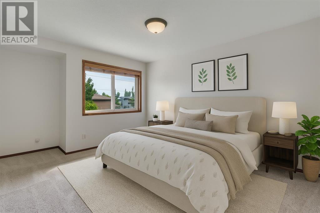Single Family House for Sale in  Tuscany Way NW Tuscany Calgary 