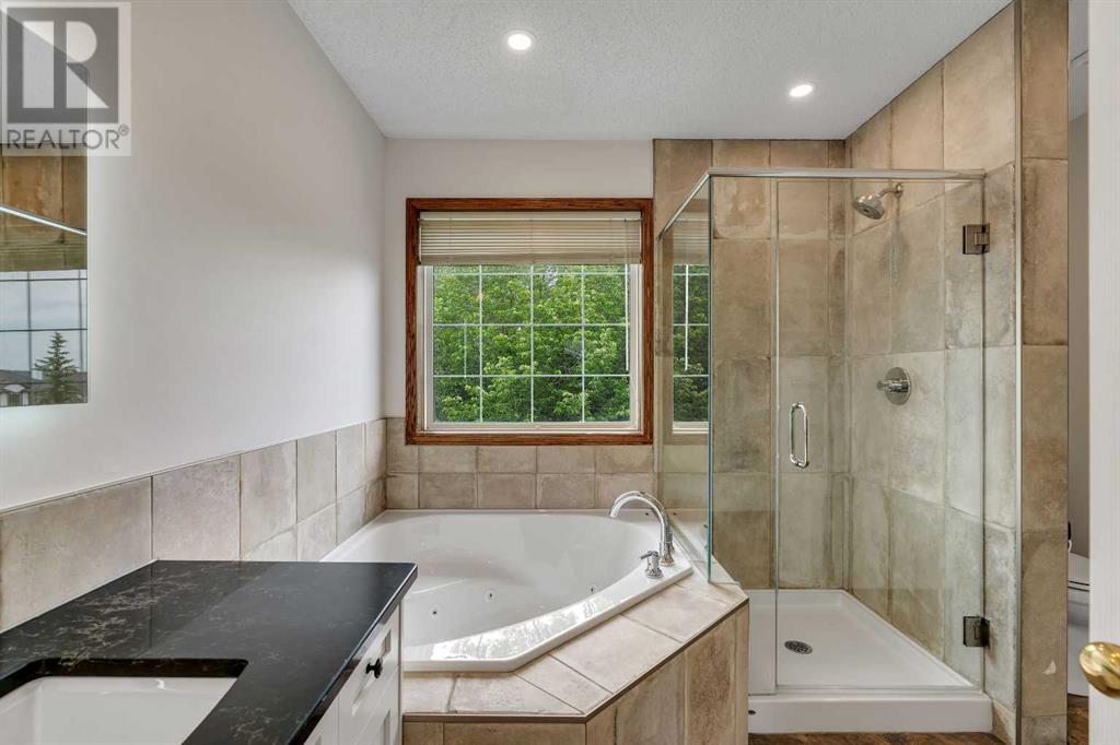 Single Family House for Sale in  Tuscany Way NW Tuscany Calgary 