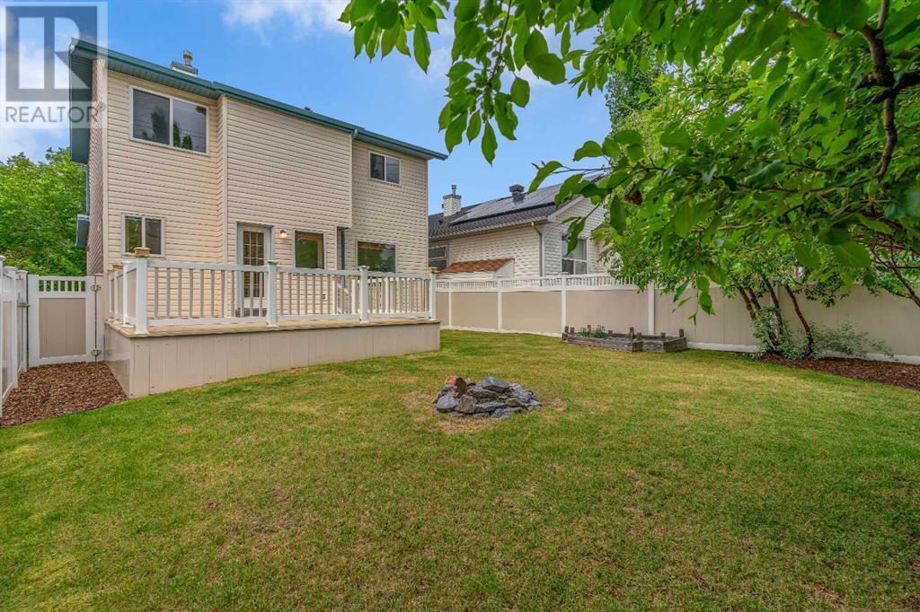 Single Family House for Sale in  Tuscany Way NW Tuscany Calgary 