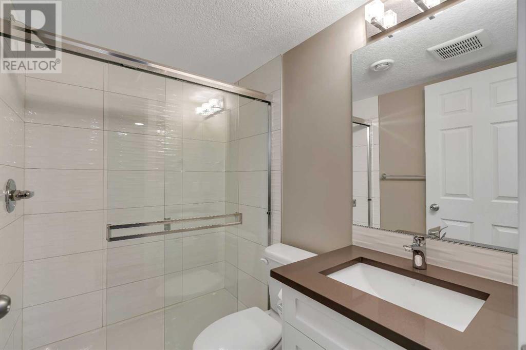 Single Family House for Sale in  Tuscany Way NW Tuscany Calgary 