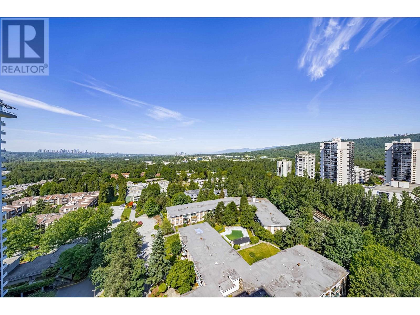 Photo 5 of 2205 3970 Carrigan Court, Burnaby BC
