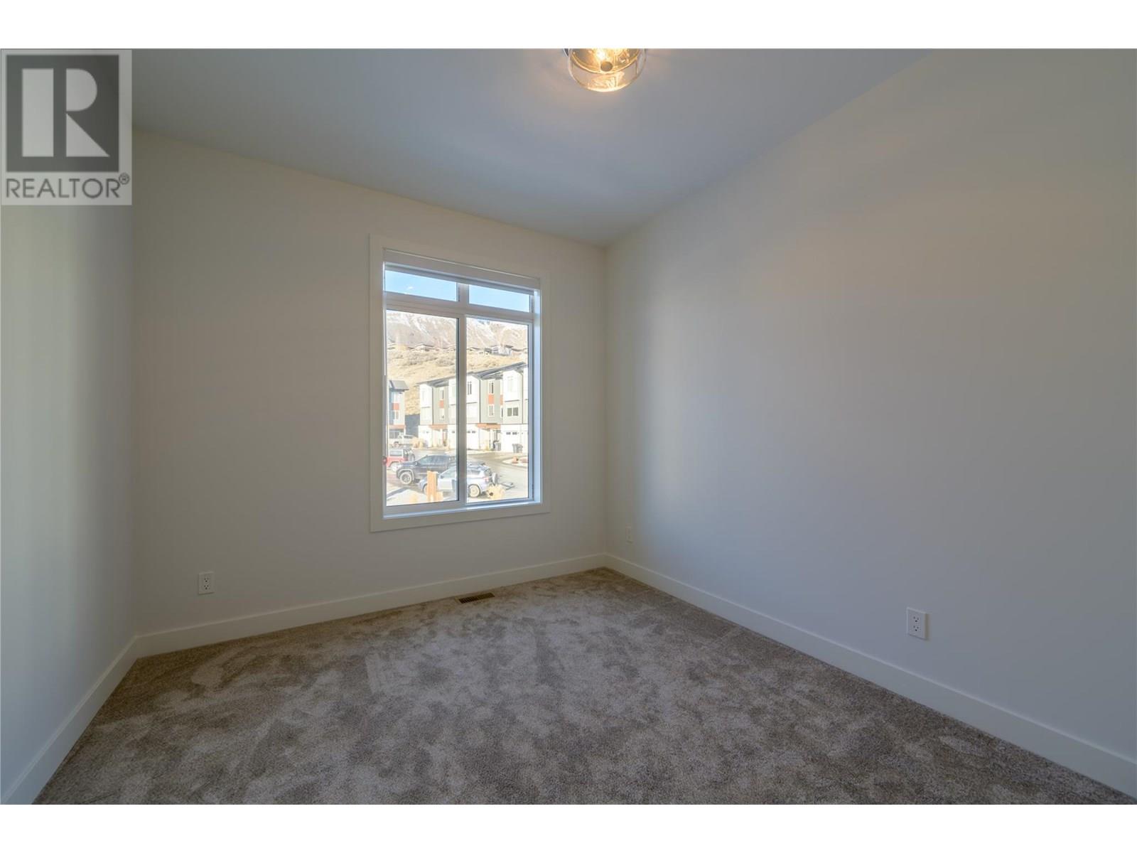 Photo 14 of 128 River Gate Drive, Kamloops BC