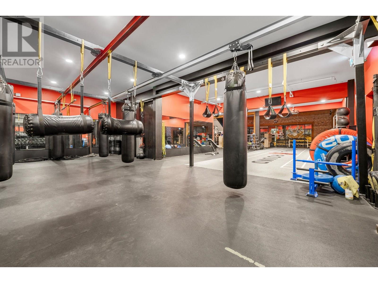 100 2476 Westlake Road, West Kelowna