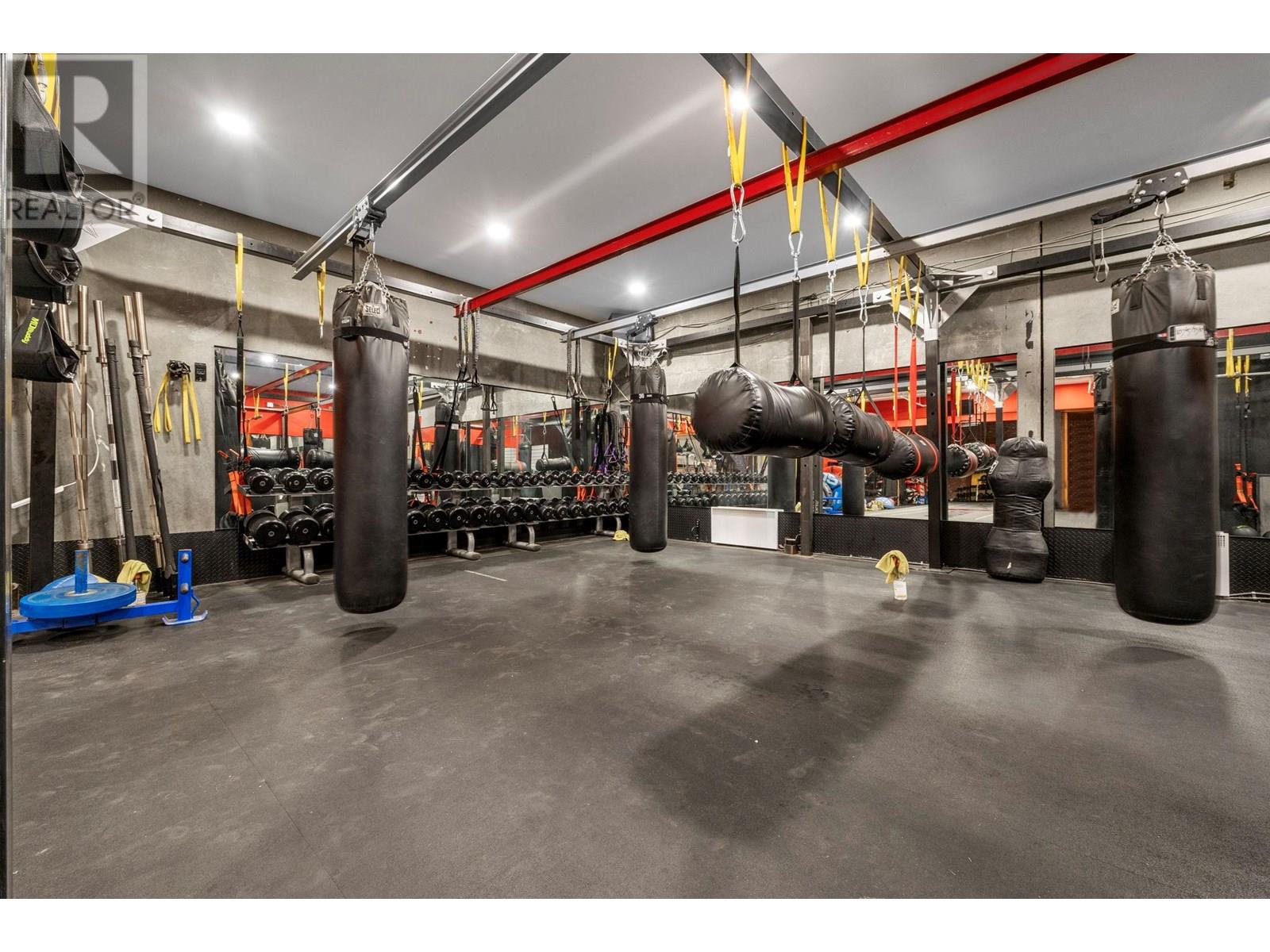 100 2476 Westlake Road, West Kelowna