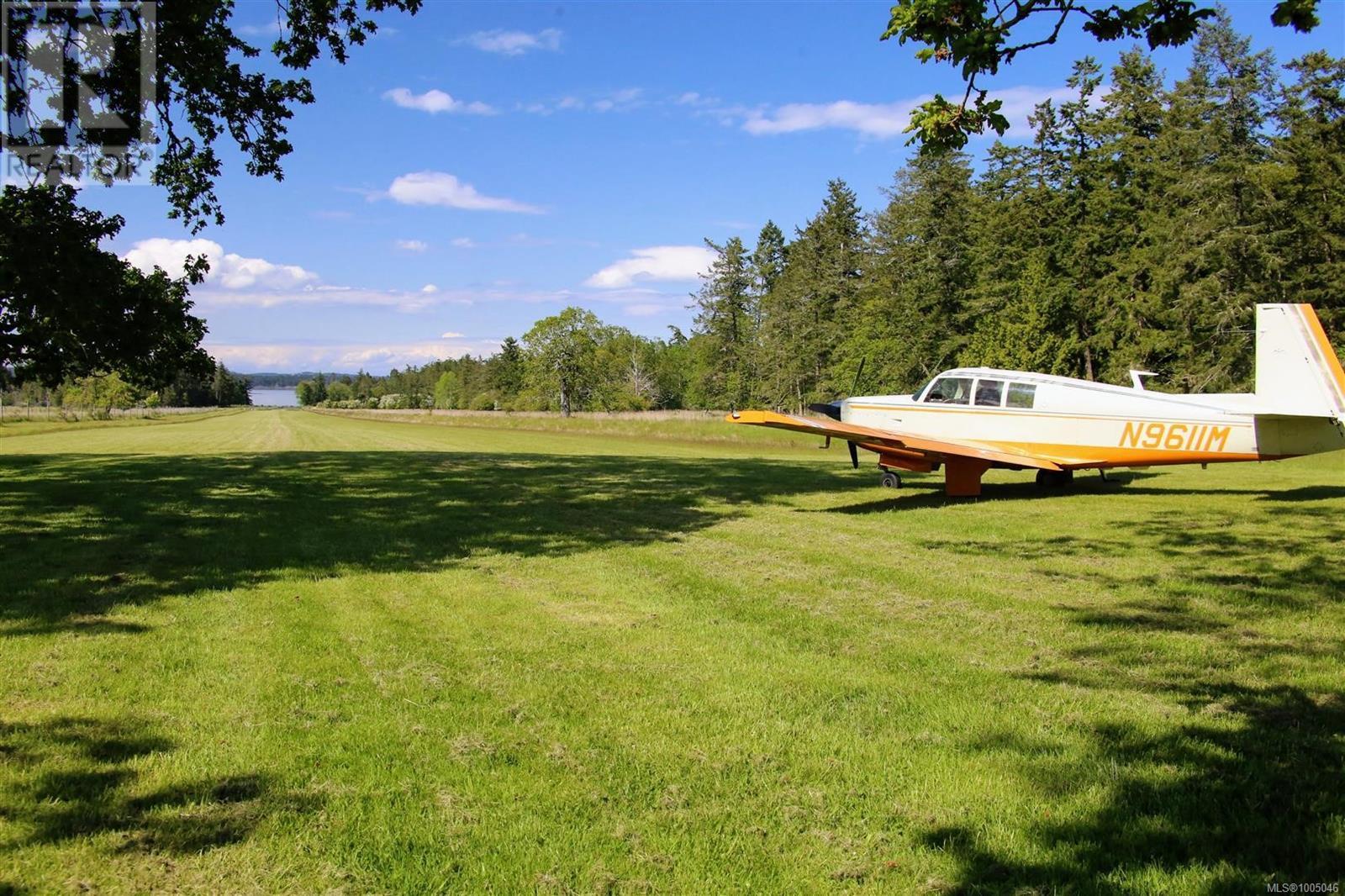  1304 Greenleaf Lane, Sidney Island