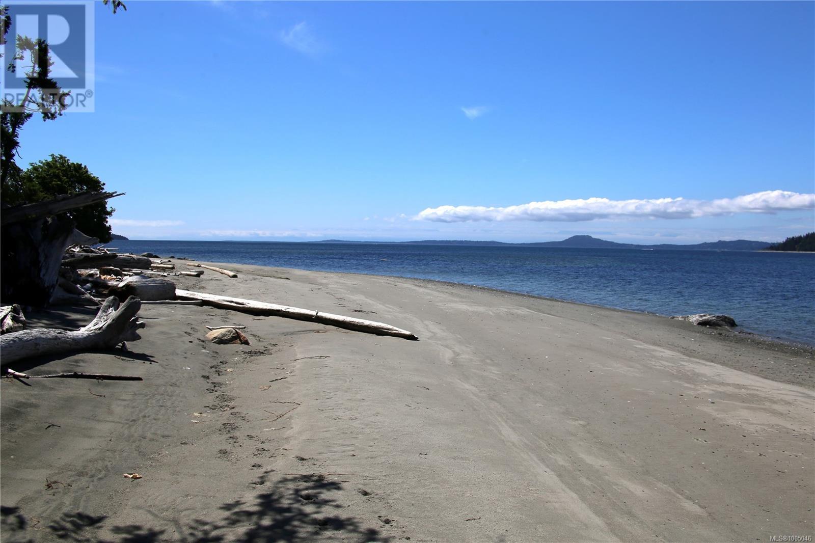  1304 Greenleaf Lane, Sidney Island