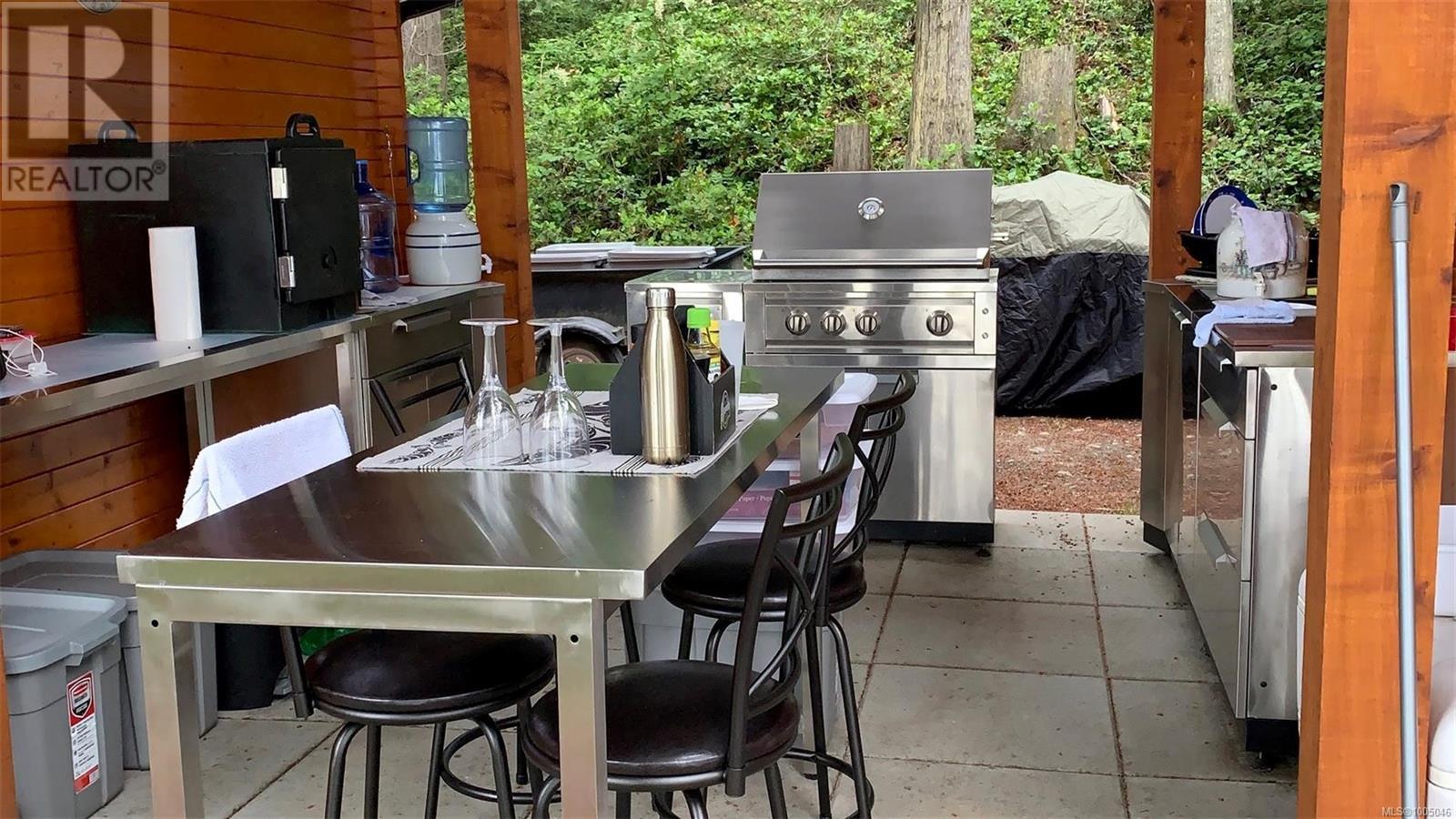  1304 Greenleaf Lane, Sidney Island
