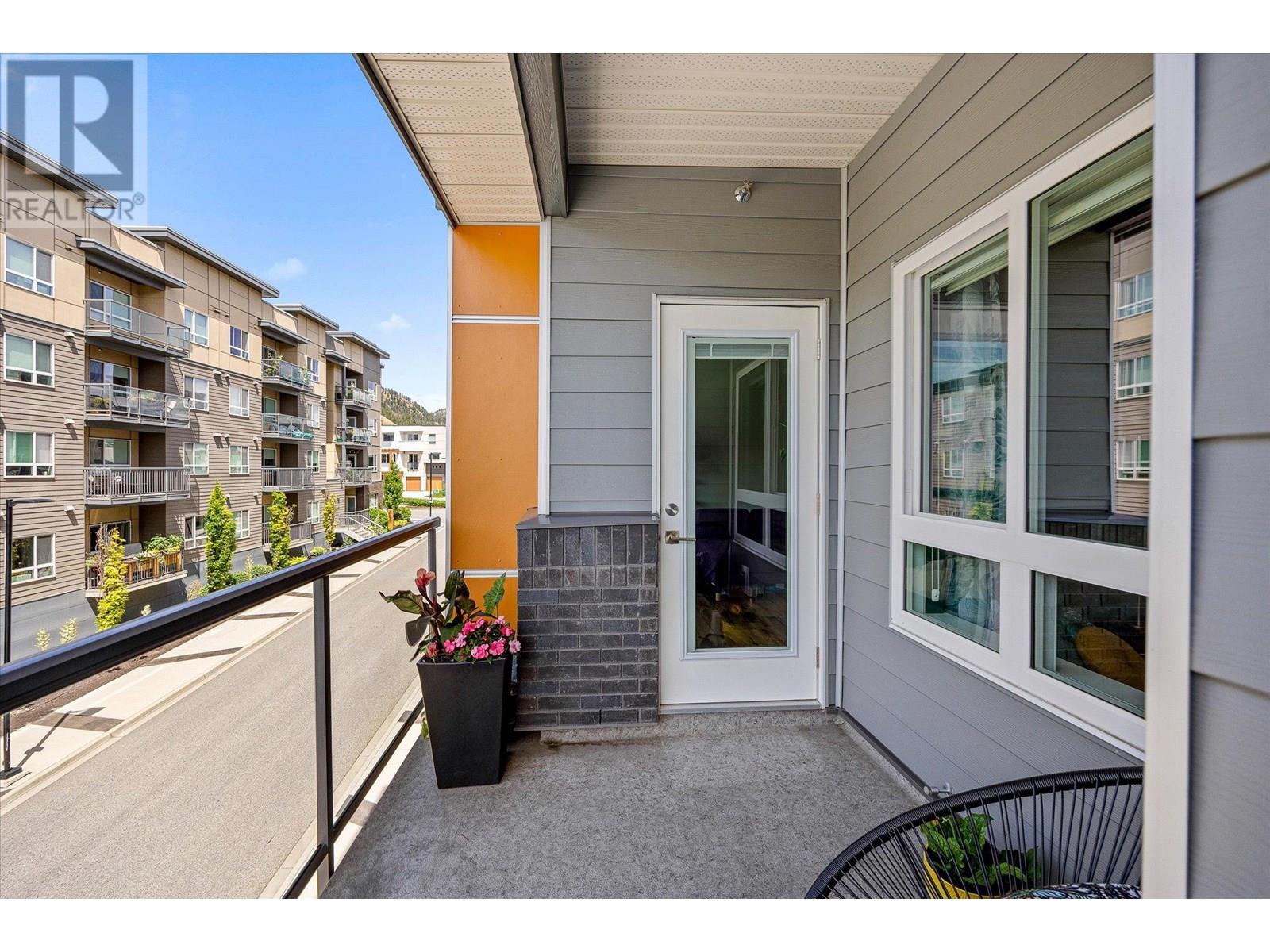 313 722 Valley Road, Kelowna
