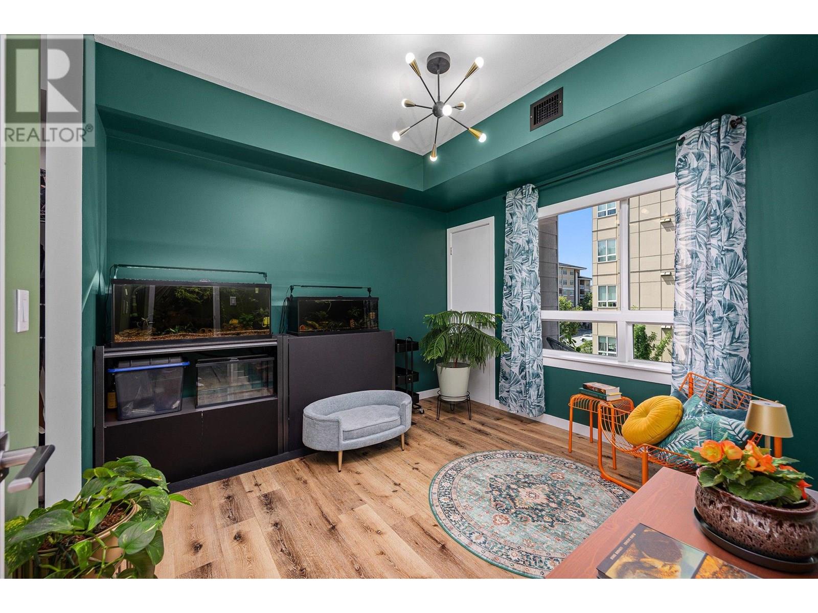 313 722 Valley Road, Kelowna