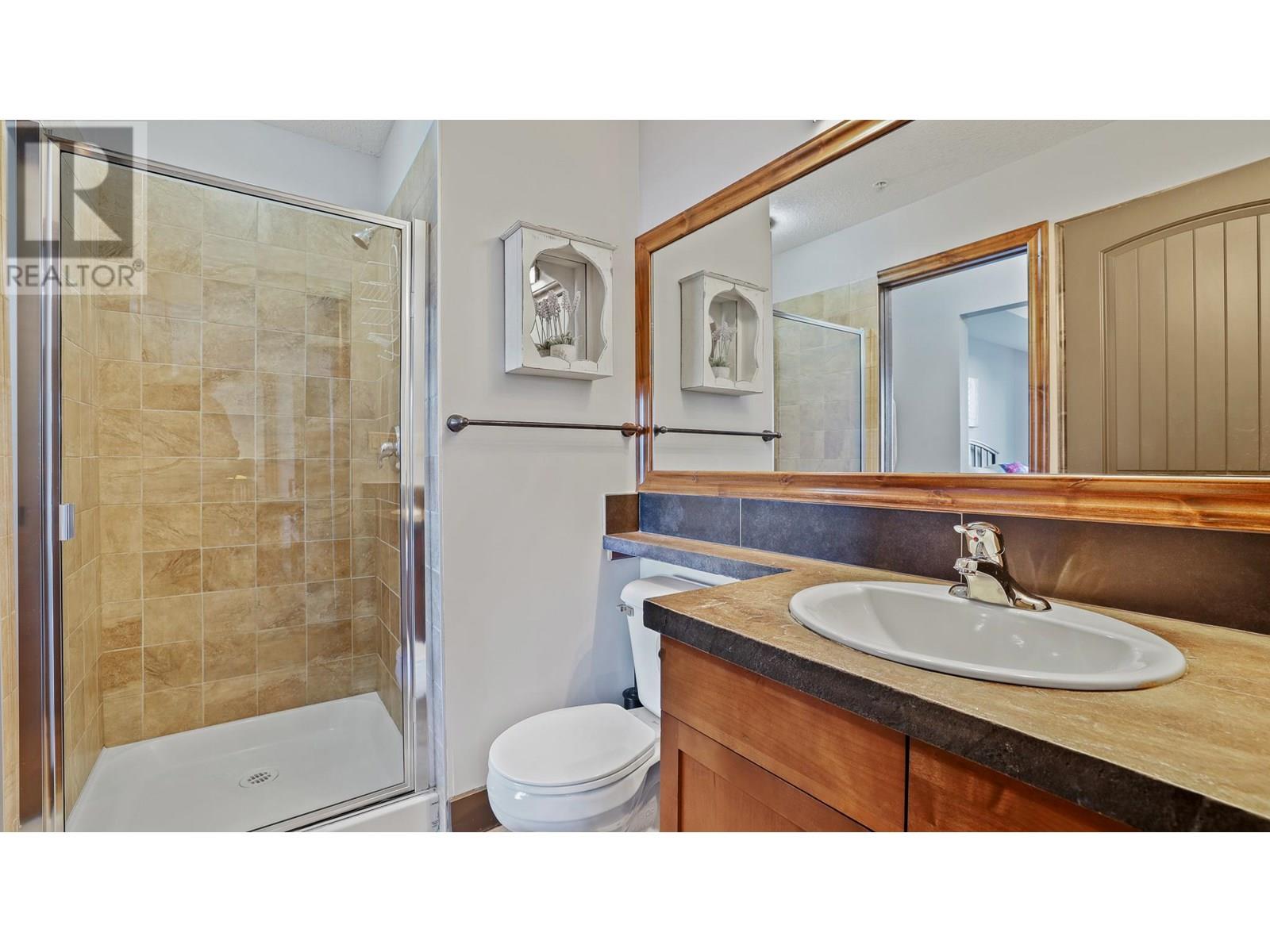 Photo 14 of 7495 Columbia Avenue Unit 1104, Radium Hot Springs BC