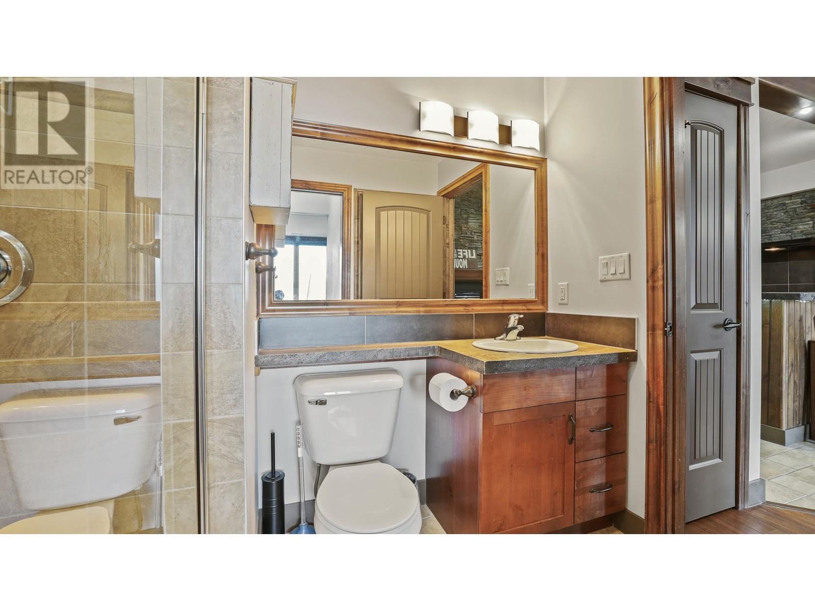 Photo 15 of 7495 Columbia Avenue Unit 1104, Radium Hot Springs BC