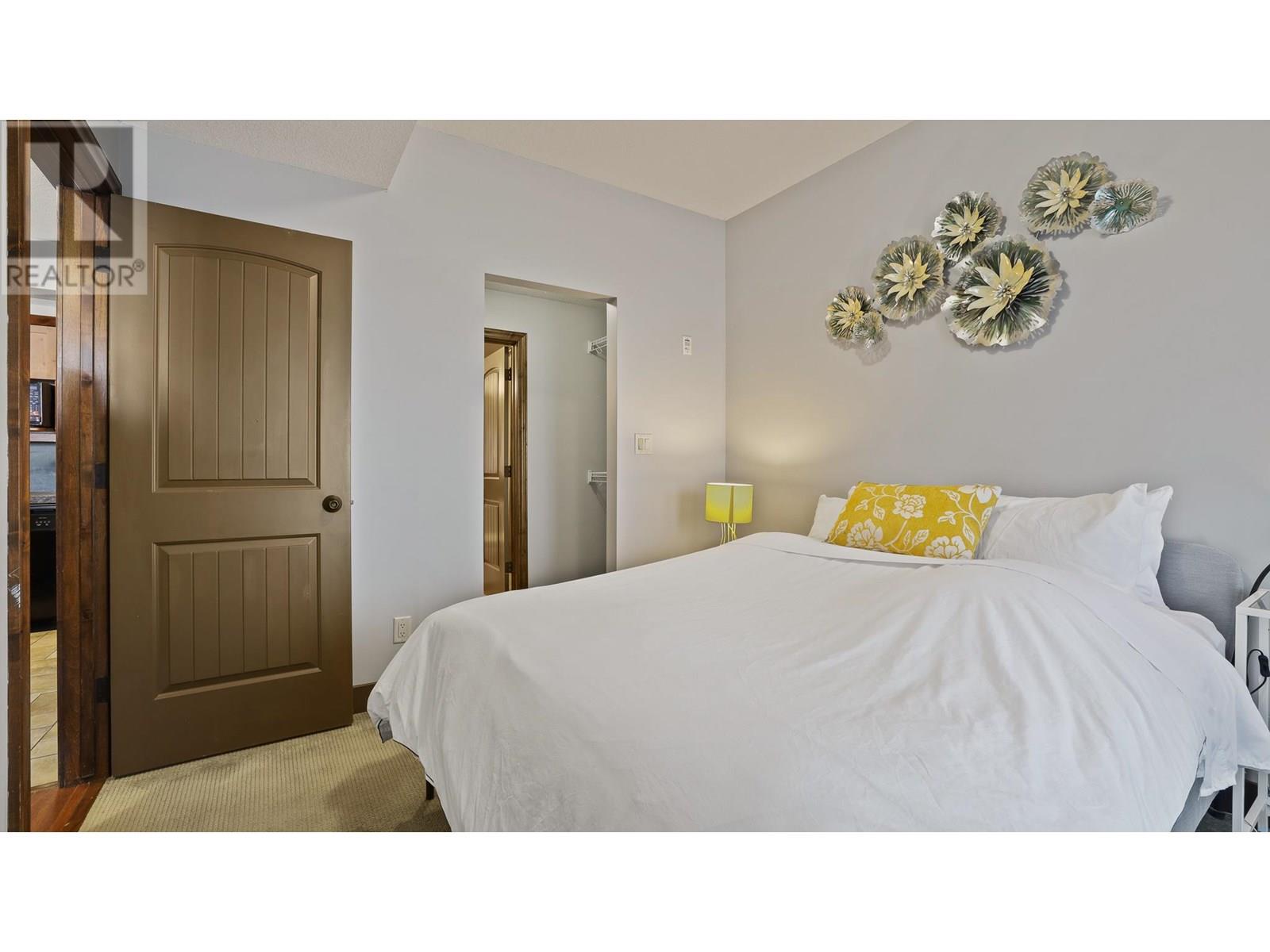Photo 10 of 7495 Columbia Avenue Unit 1104, Radium Hot Springs BC