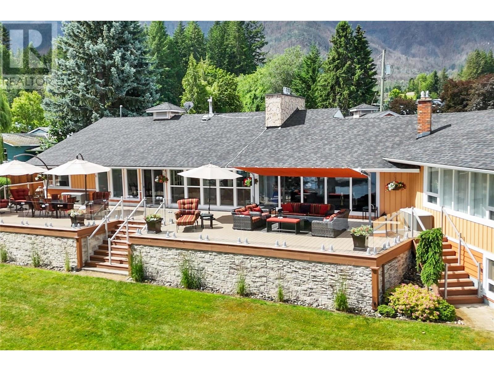 Photo 52 of 957 Garroway Road, Sorrento BC
