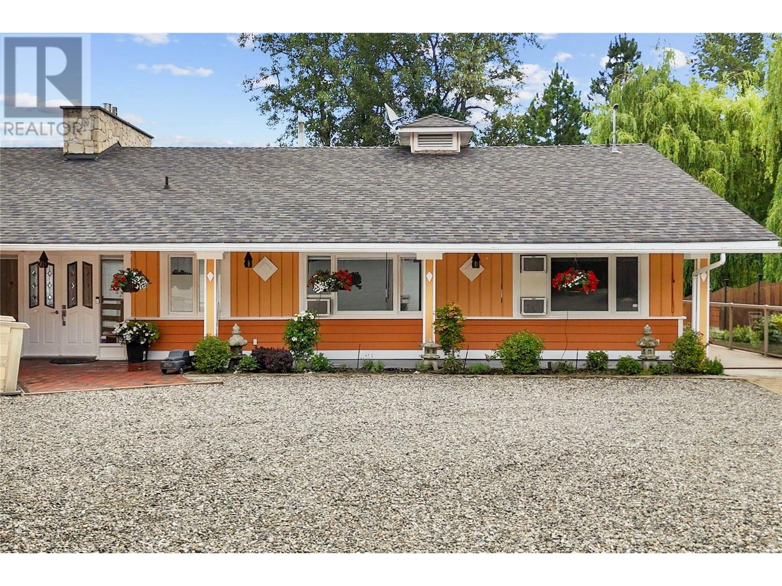 Photo 86 of 957 Garroway Road, Sorrento BC