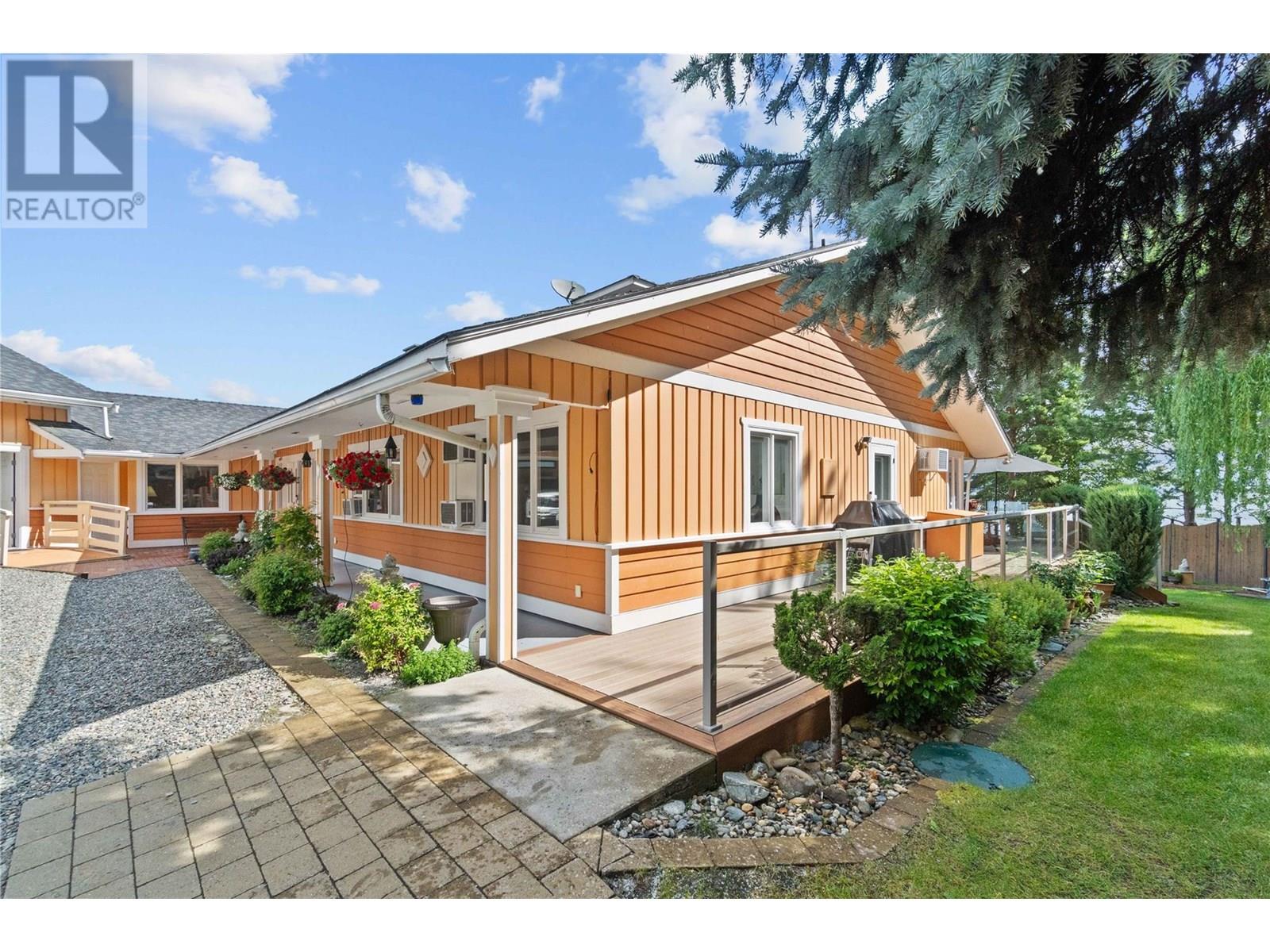 Photo 72 of 957 Garroway Road, Sorrento BC