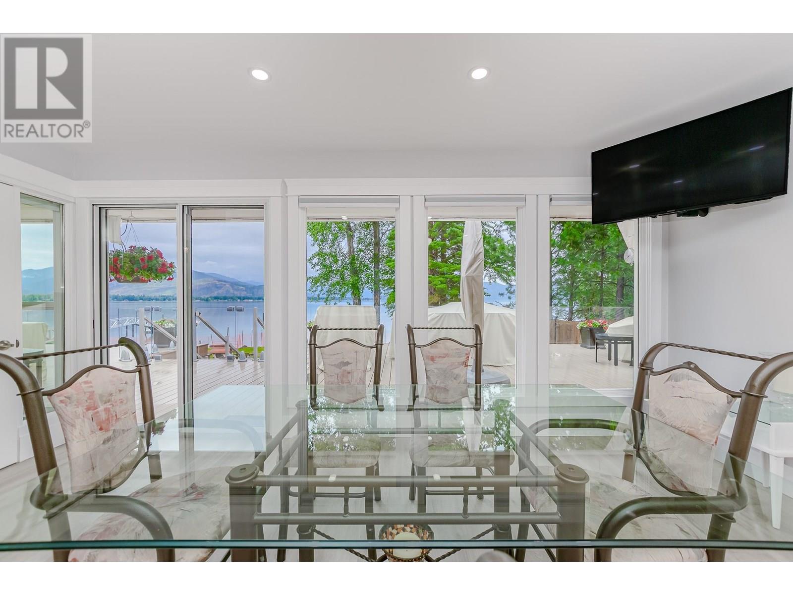 Photo 41 of 957 Garroway Road, Sorrento BC