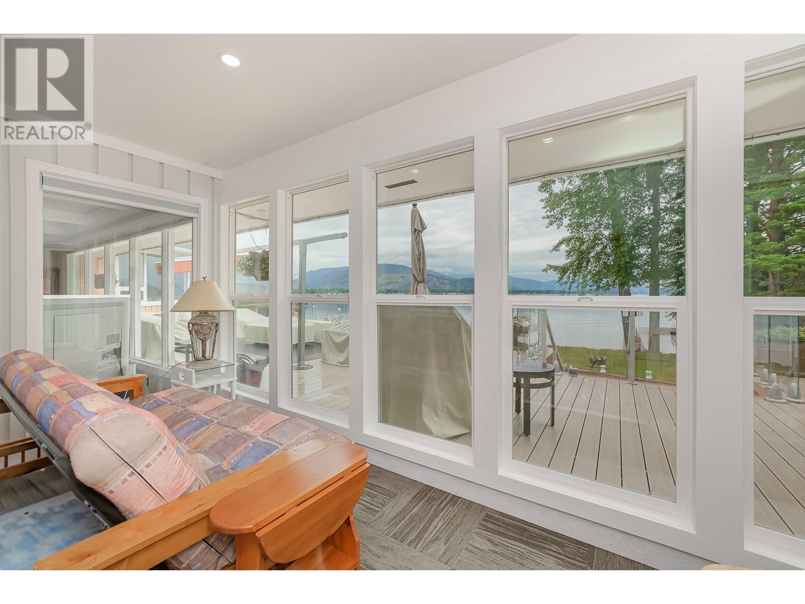 Photo 22 of 957 Garroway Road, Sorrento BC