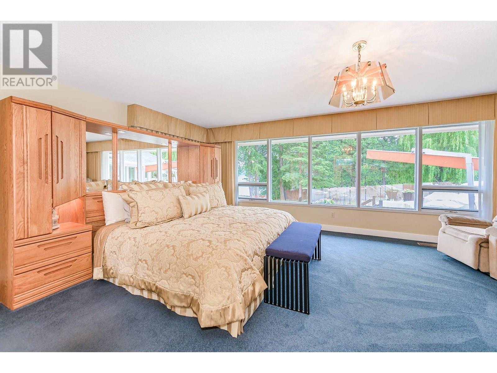 Photo 6 of 957 Garroway Road, Sorrento BC