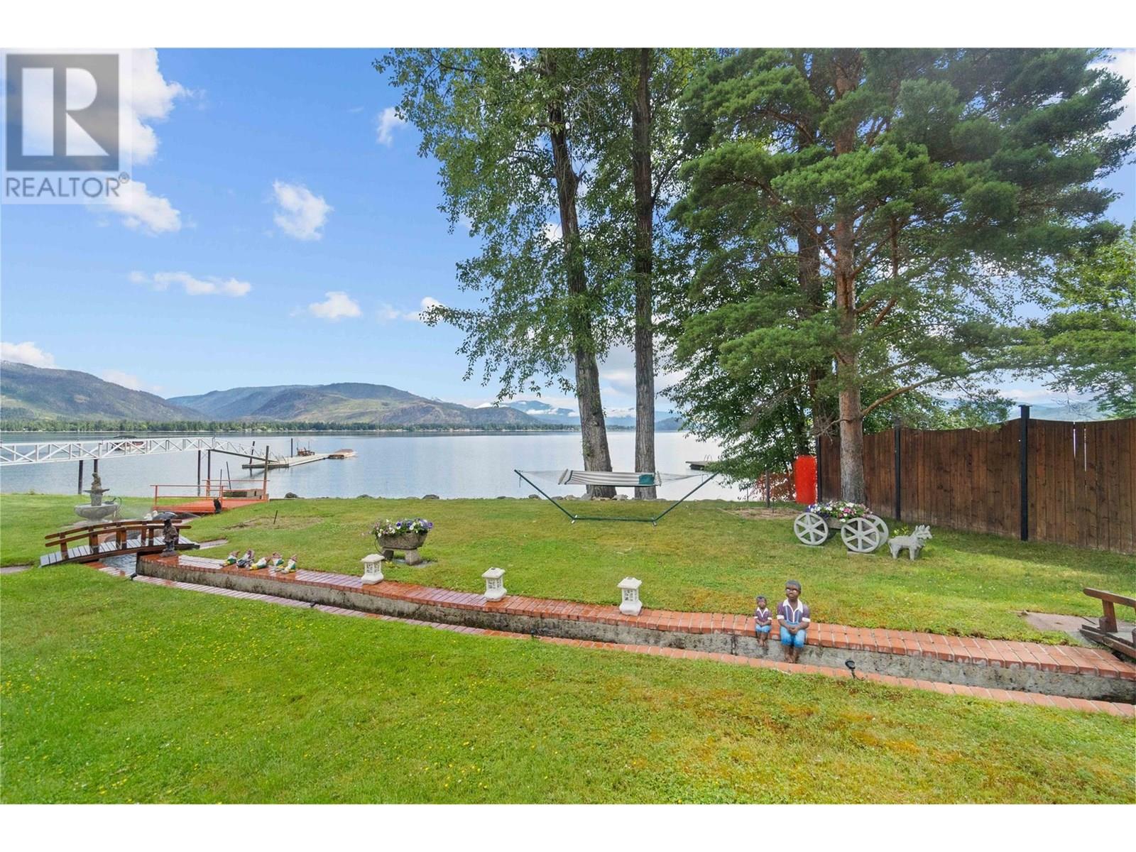 Photo 37 of 957 Garroway Road, Sorrento BC