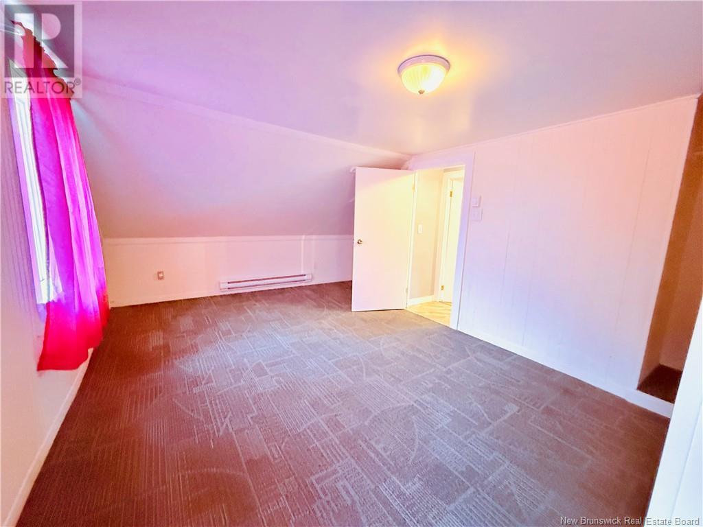 2 DRISCOLL LANE - 28