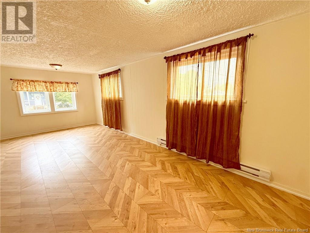 2 DRISCOLL LANE - 26