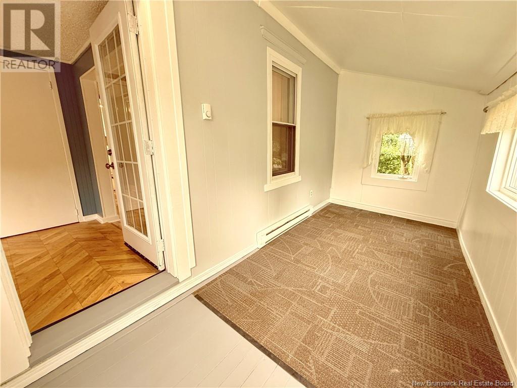 2 DRISCOLL LANE - 4