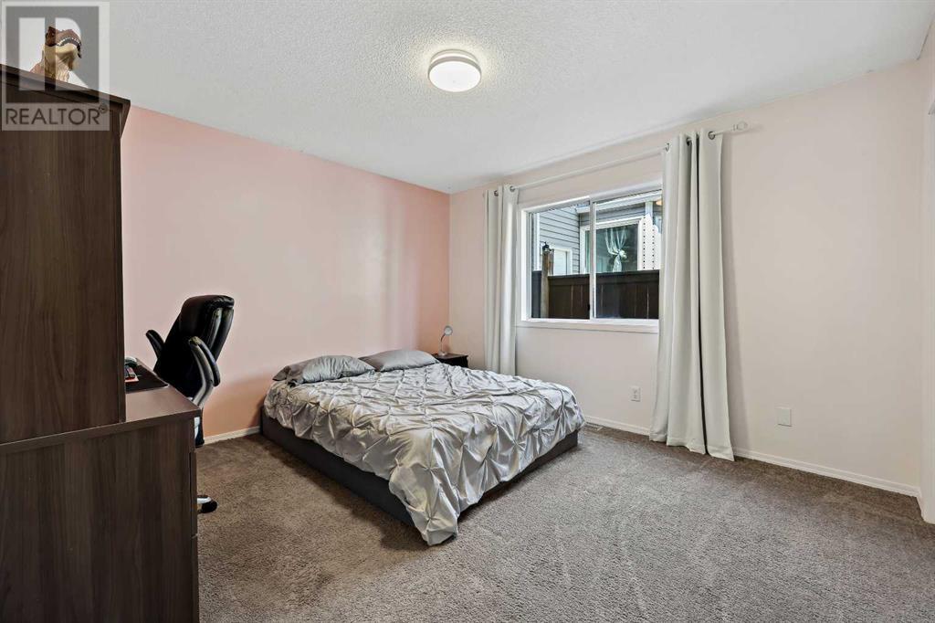 Single Family House for Sale in  Scenic Hill Close NW Scenic Acres Calgary 