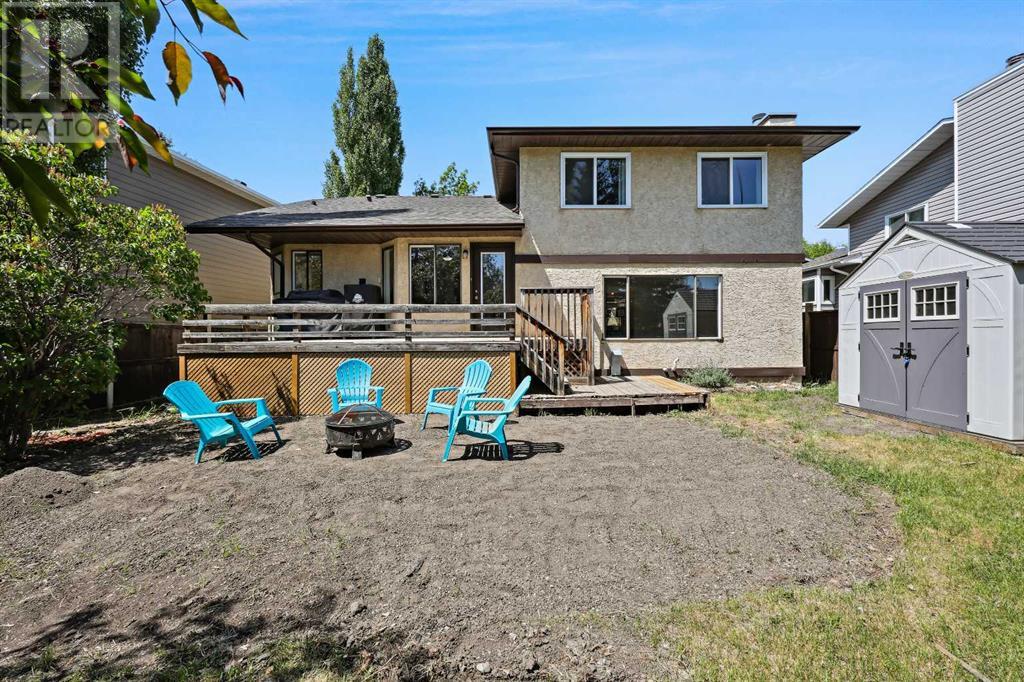 Single Family House for Sale in  Scenic Hill Close NW Scenic Acres Calgary 