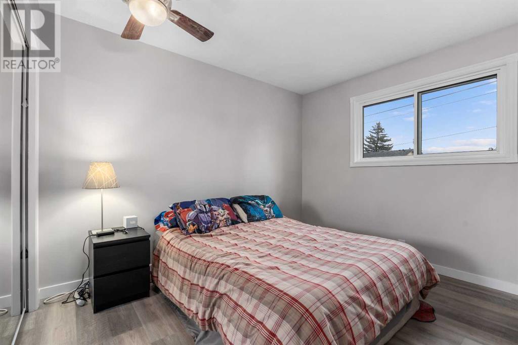 Single Family House Bi-level for Sale in  Bermuda Way NW Beddington Heights Calgary 