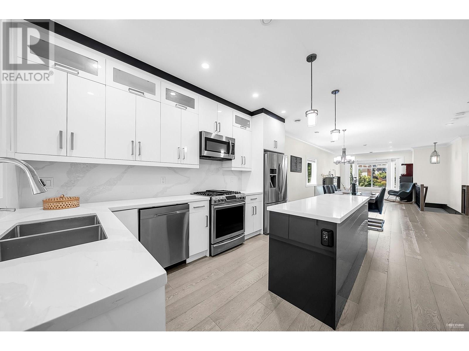 Photo 18 of 4078 Boundary Road, Burnaby BC