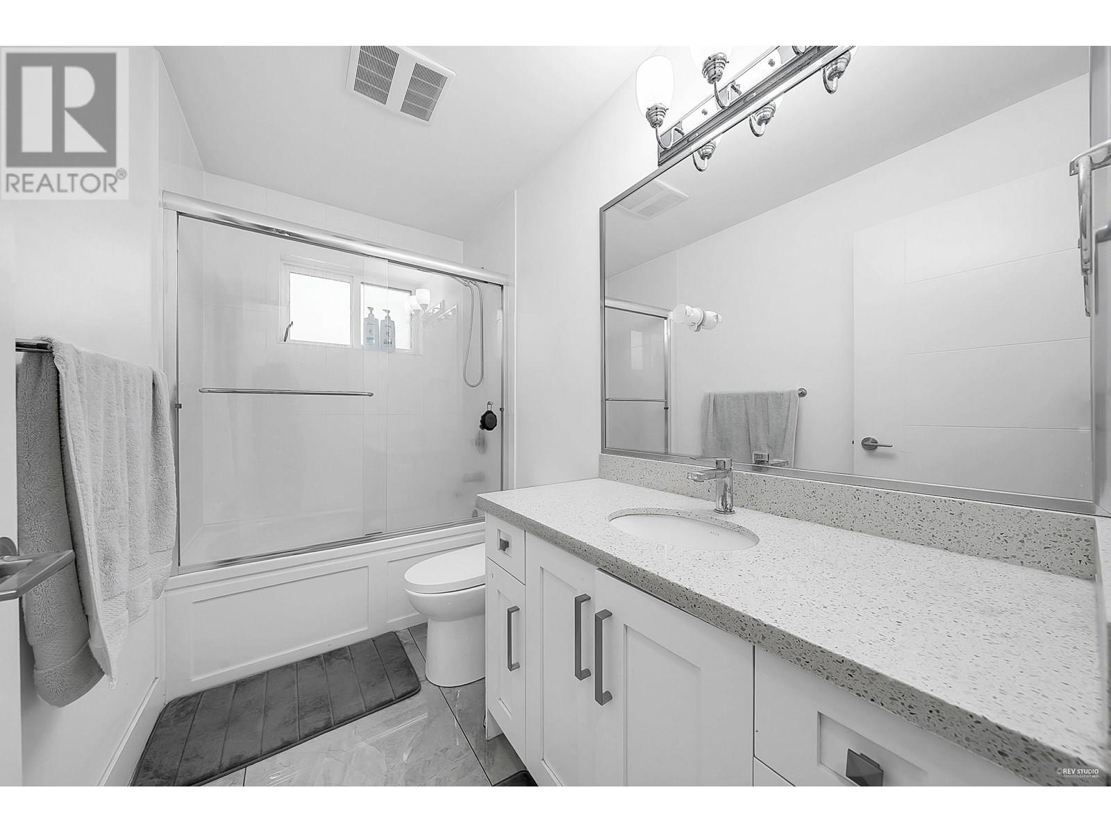 Photo 35 of 4078 Boundary Road, Burnaby BC
