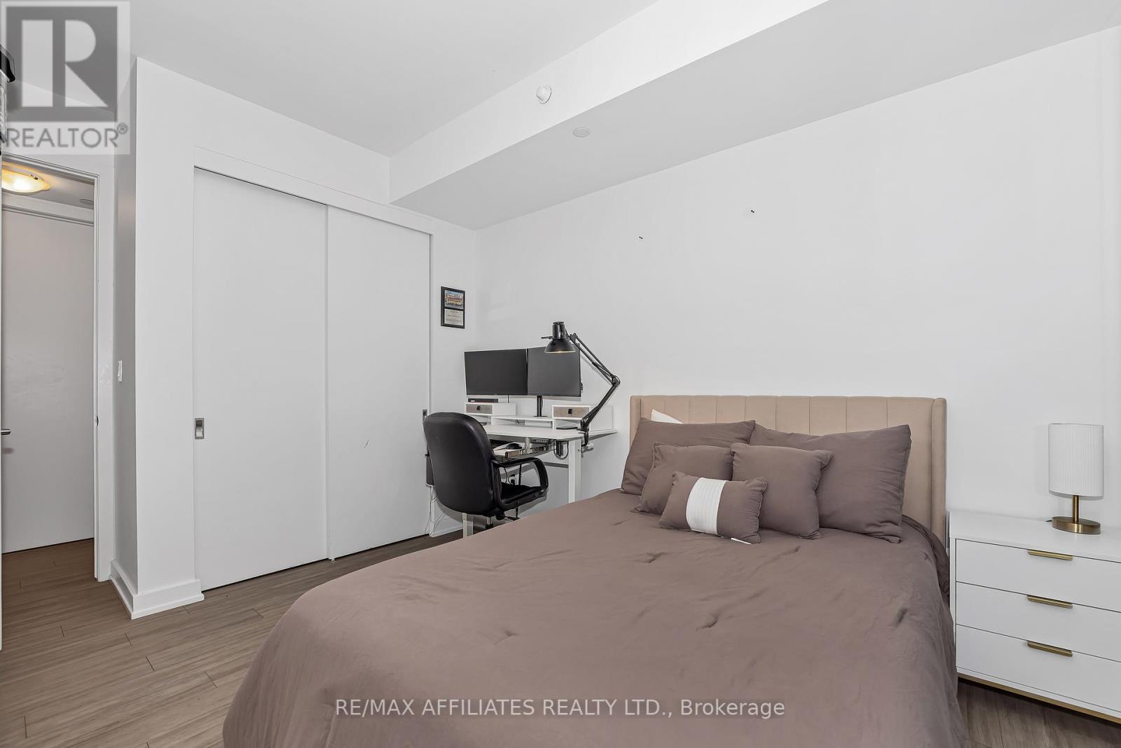 Photo 12 of 1807 111 Champagne Avenue S, Ottawa ON