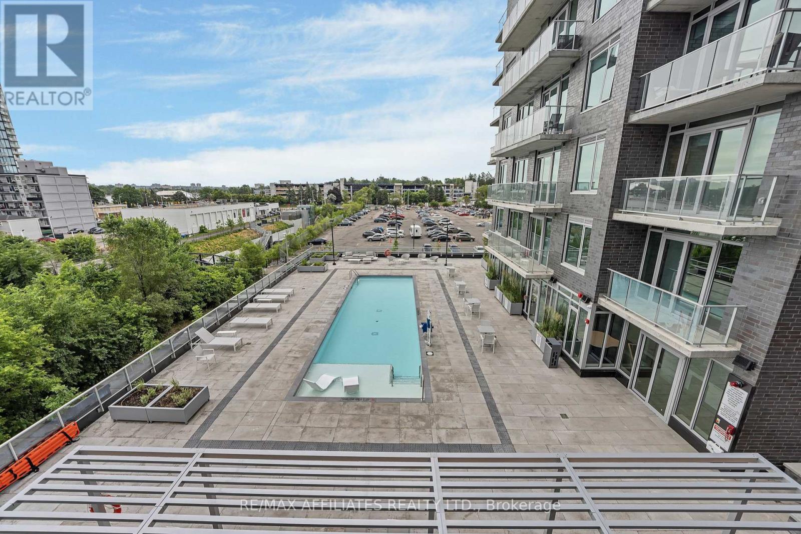 Photo 11 of 1807 111 Champagne Avenue S, Ottawa ON