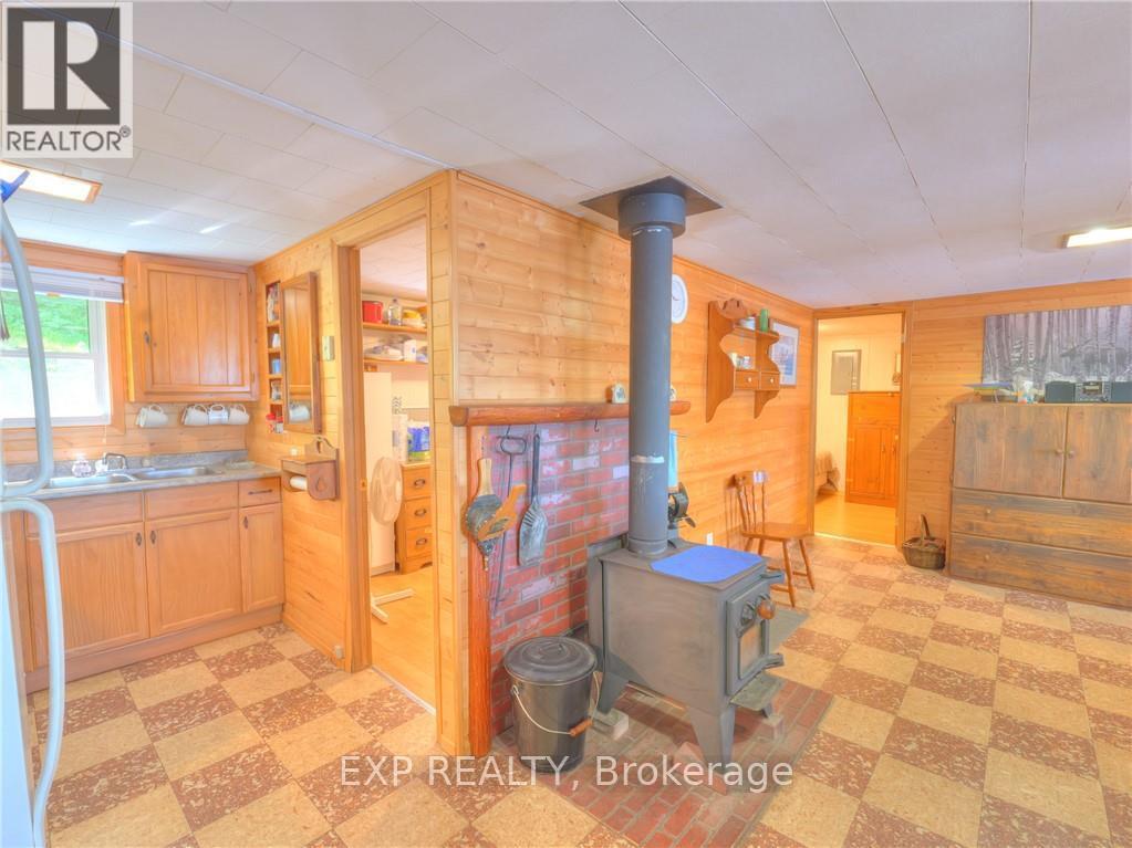Photo 27 of 44 E Deep Bay Road, Parry Sound Remote Area ON