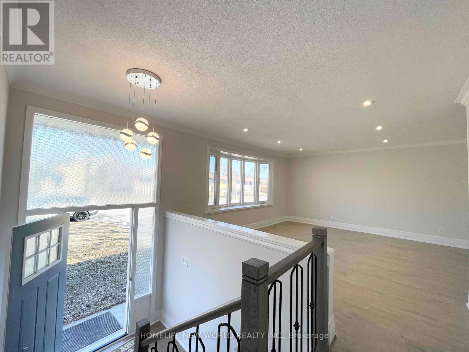 Photo 4 of 23 Somerset Street, Quinte West ON