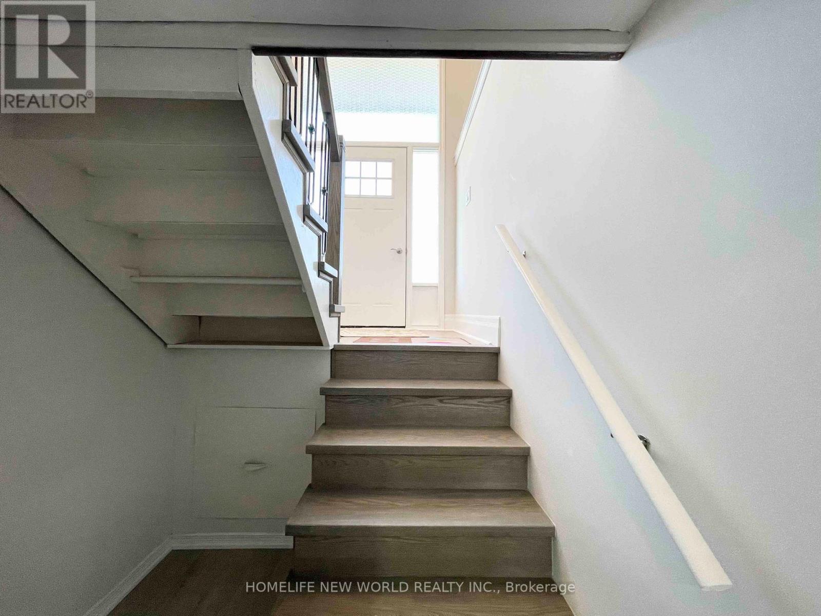 Photo 20 of 23 Somerset Street, Quinte West ON