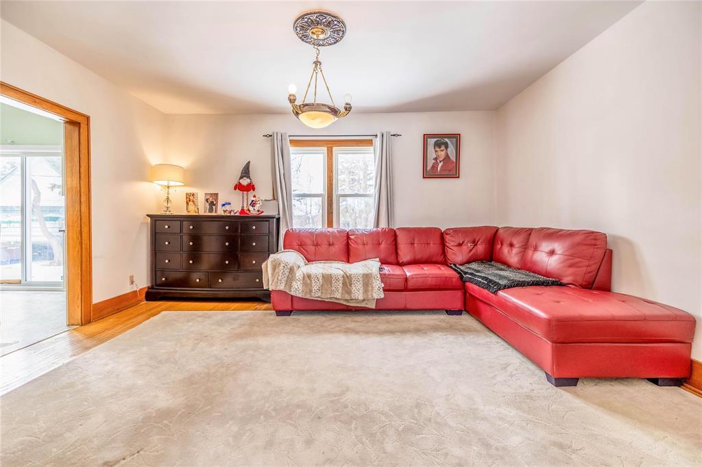 Photo 2 of 224 Dunkirk Drive, Winnipeg MB