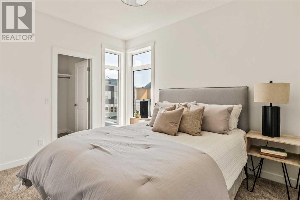 Single Family House for Sale in  Sovereign Heights SW Shaganappi Calgary 