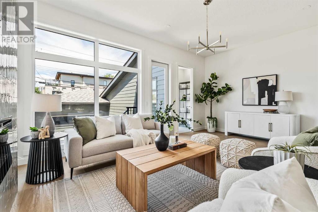 Single Family House for Sale in  Sovereign Heights SW Shaganappi Calgary 