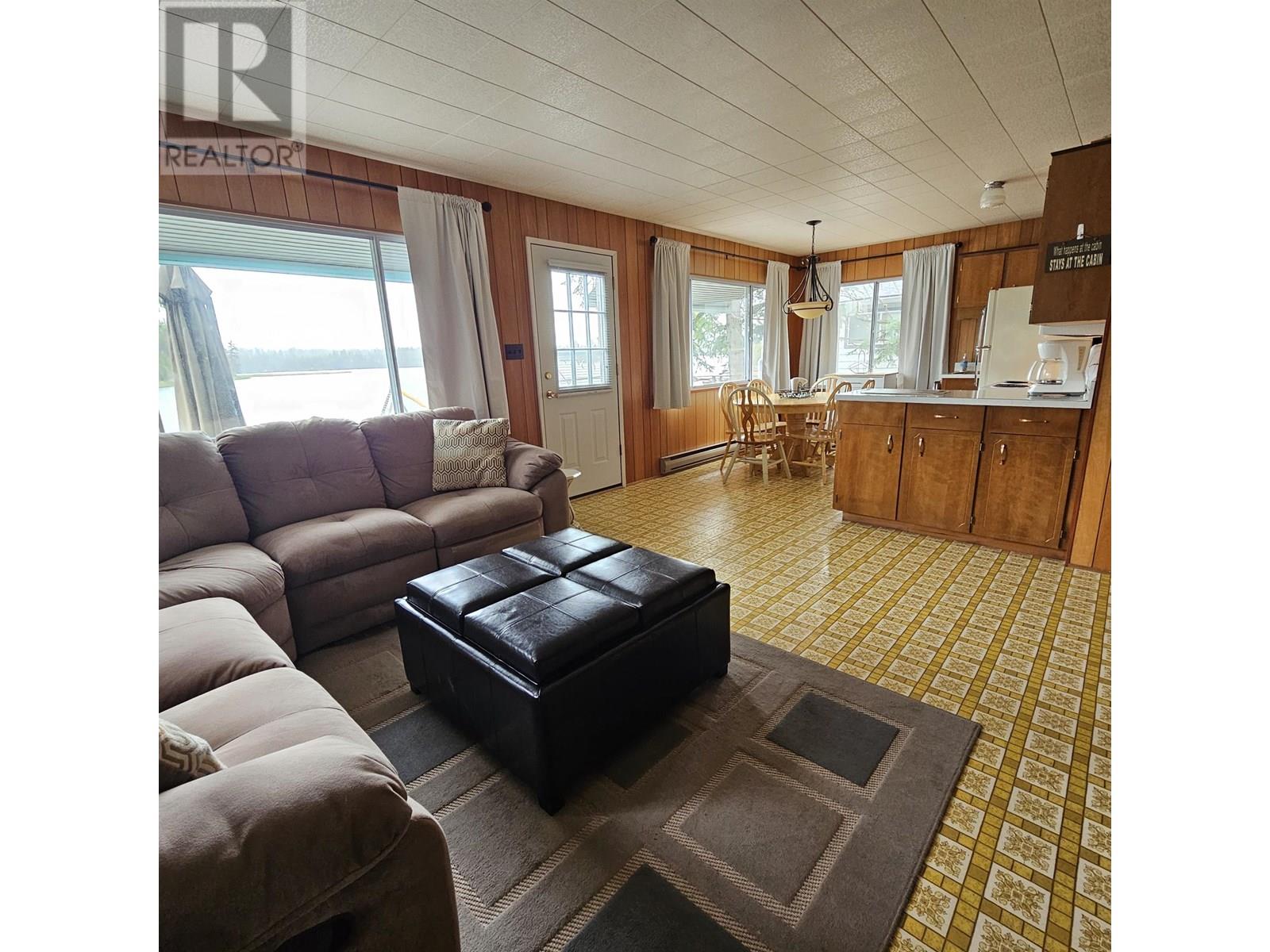 7228 BOULANGER ROAD, Lone Butte